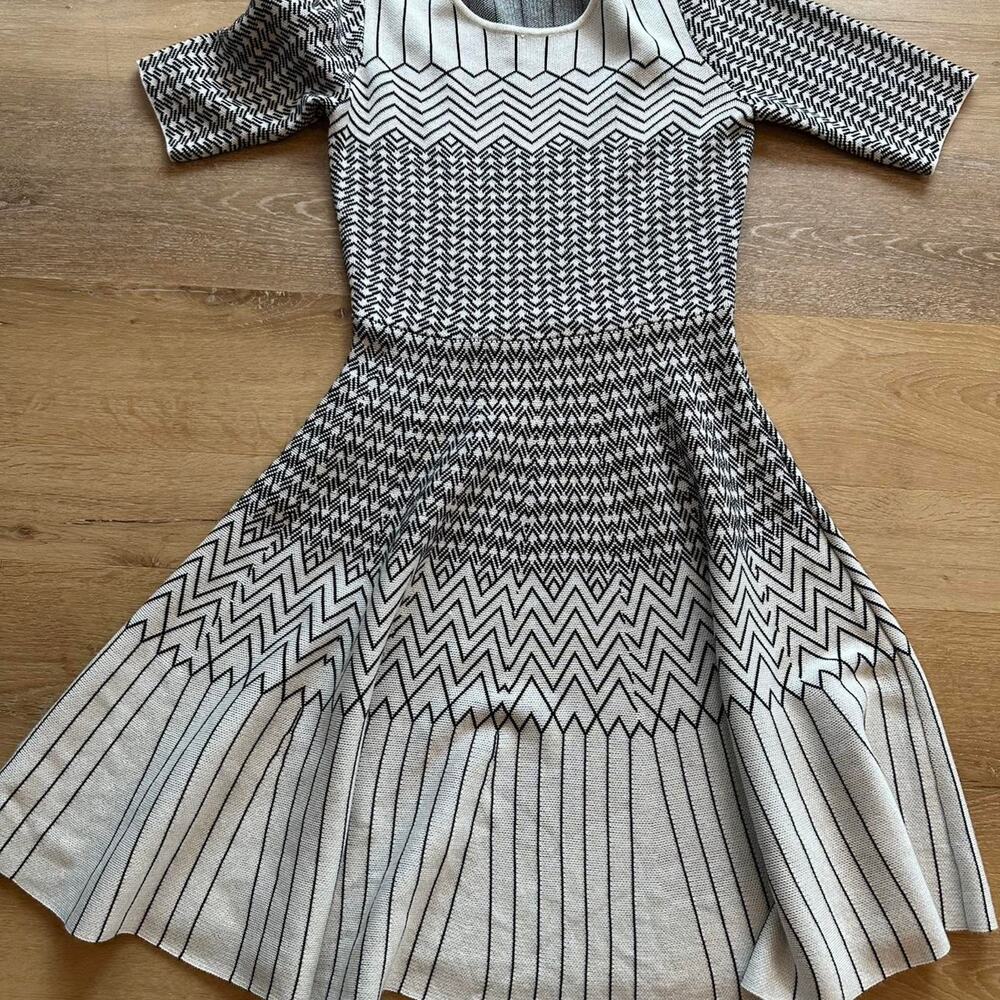 Ivanka Trump black white knit dress